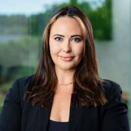 Portrait of Emily Frazier, Institutional Investor Specialist