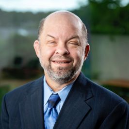Portrait of Robert Harmon, Retail Investor Specialist
